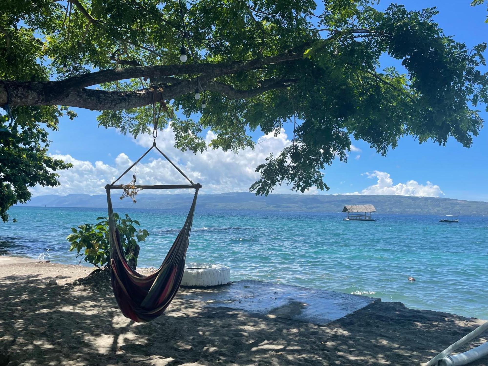 Boochee Beach Tampi 外观 照片