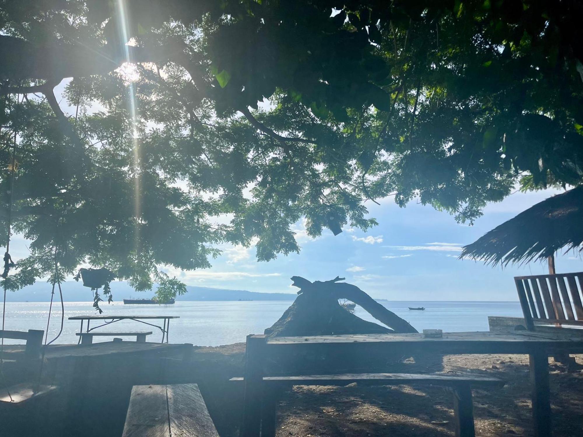 Boochee Beach Tampi 外观 照片