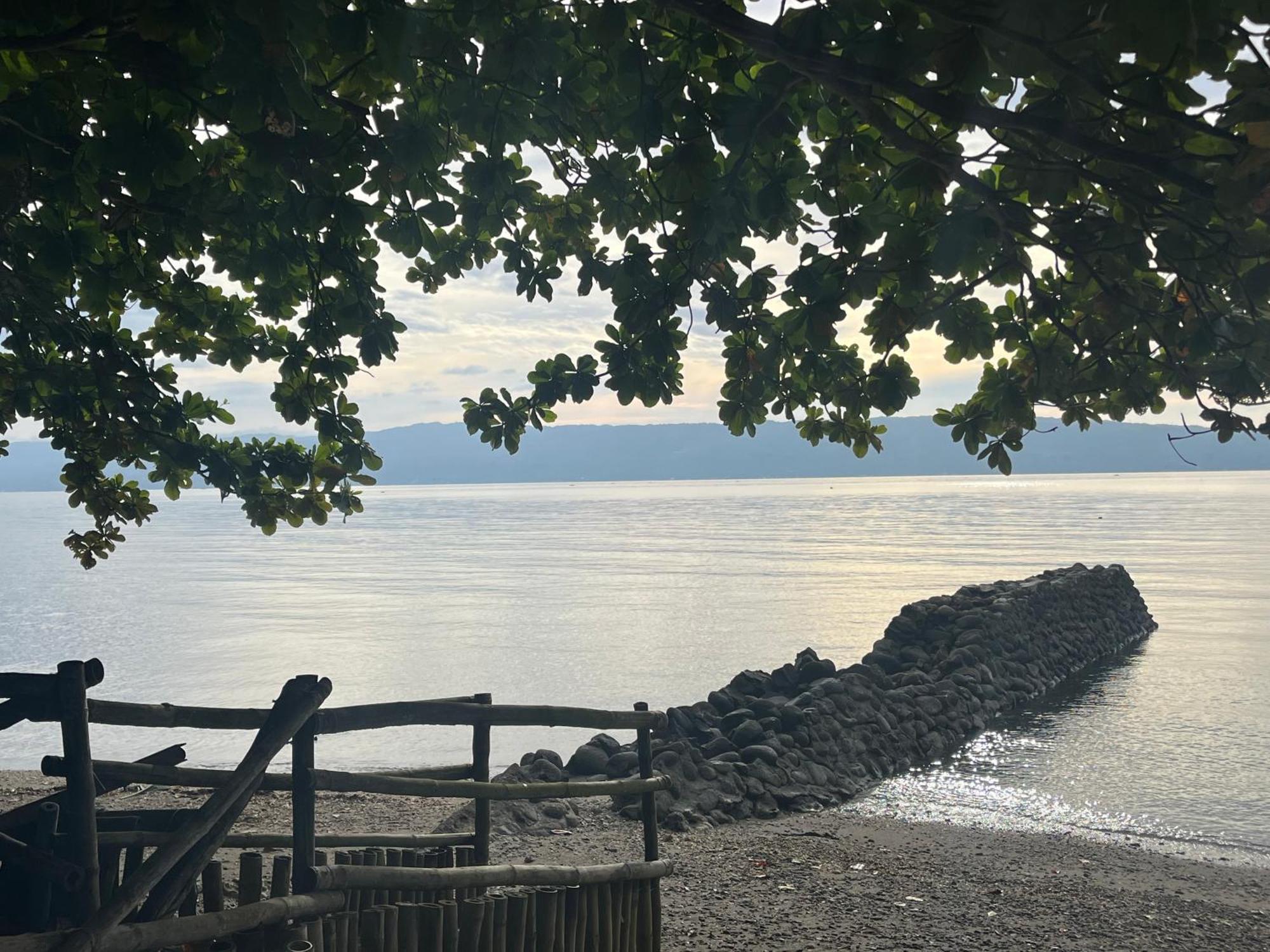 Boochee Beach Tampi 外观 照片