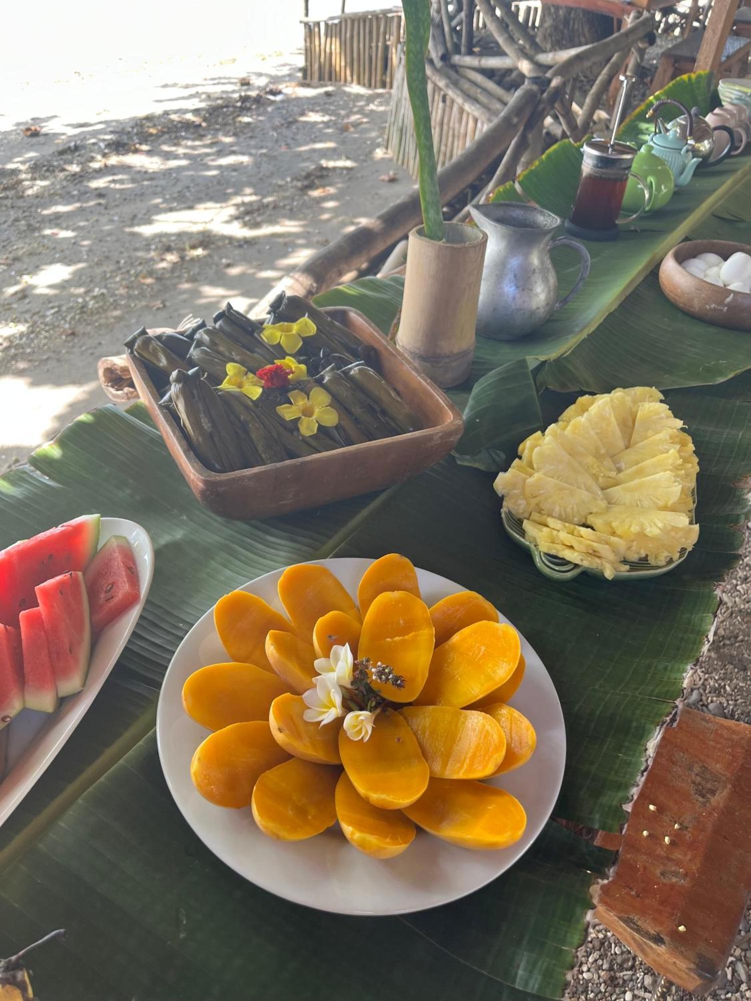 Boochee Beach Tampi 外观 照片